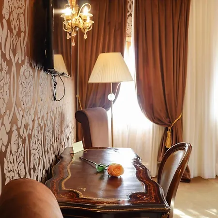Ai Cavalieri Di Venice