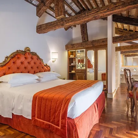 아이 카발리에리 디 베네치아