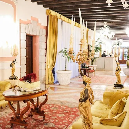 Ai Cavalieri Di 4* Венеция