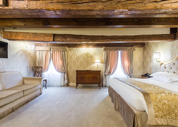 Ai Cavalieri Di 4* Венеция