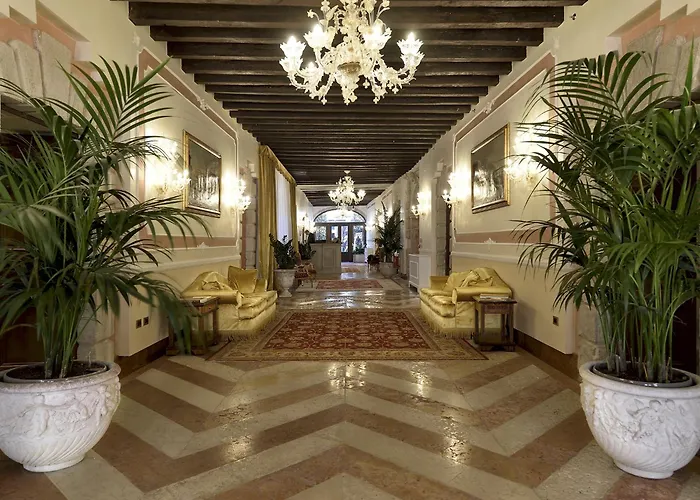 Hotel Ai Cavalieri Di Venetië