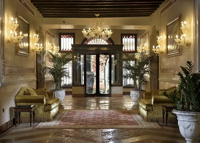 Ai Cavalieri Di Отель 4*