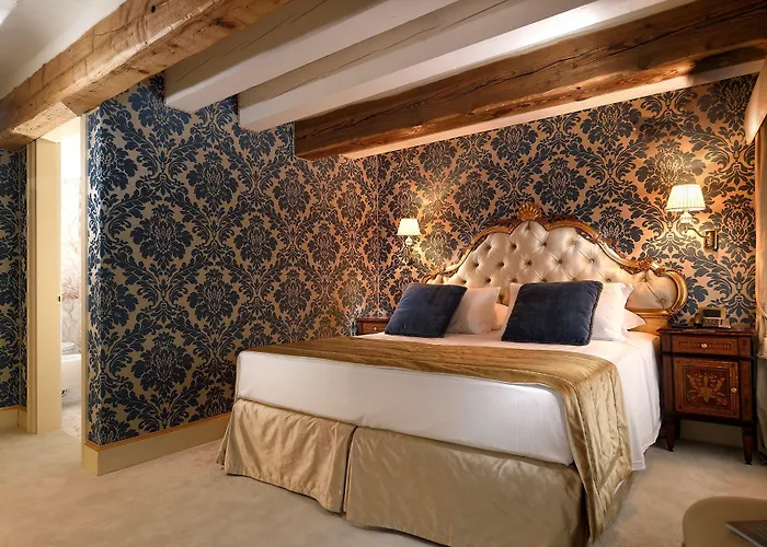 Ai Cavalieri Di Отель 4*