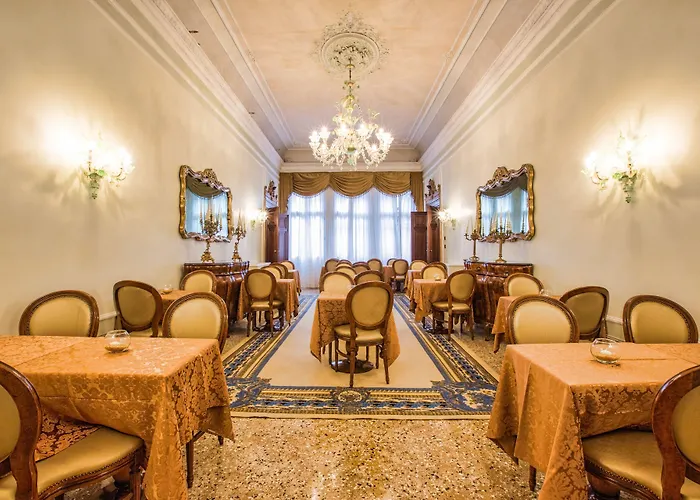 Ai Cavalieri Di 4* Венеция