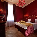 Ai Cavalieri Di Otel Venedik