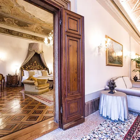 Ai Cavalieri Di 4* Венеция