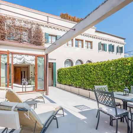 Отель Ai Cavalieri Di 4*