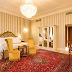 Ai Cavalieri Di Hotell