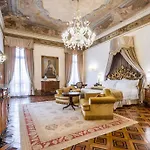 Hotel Ai Cavalieri Di 4*